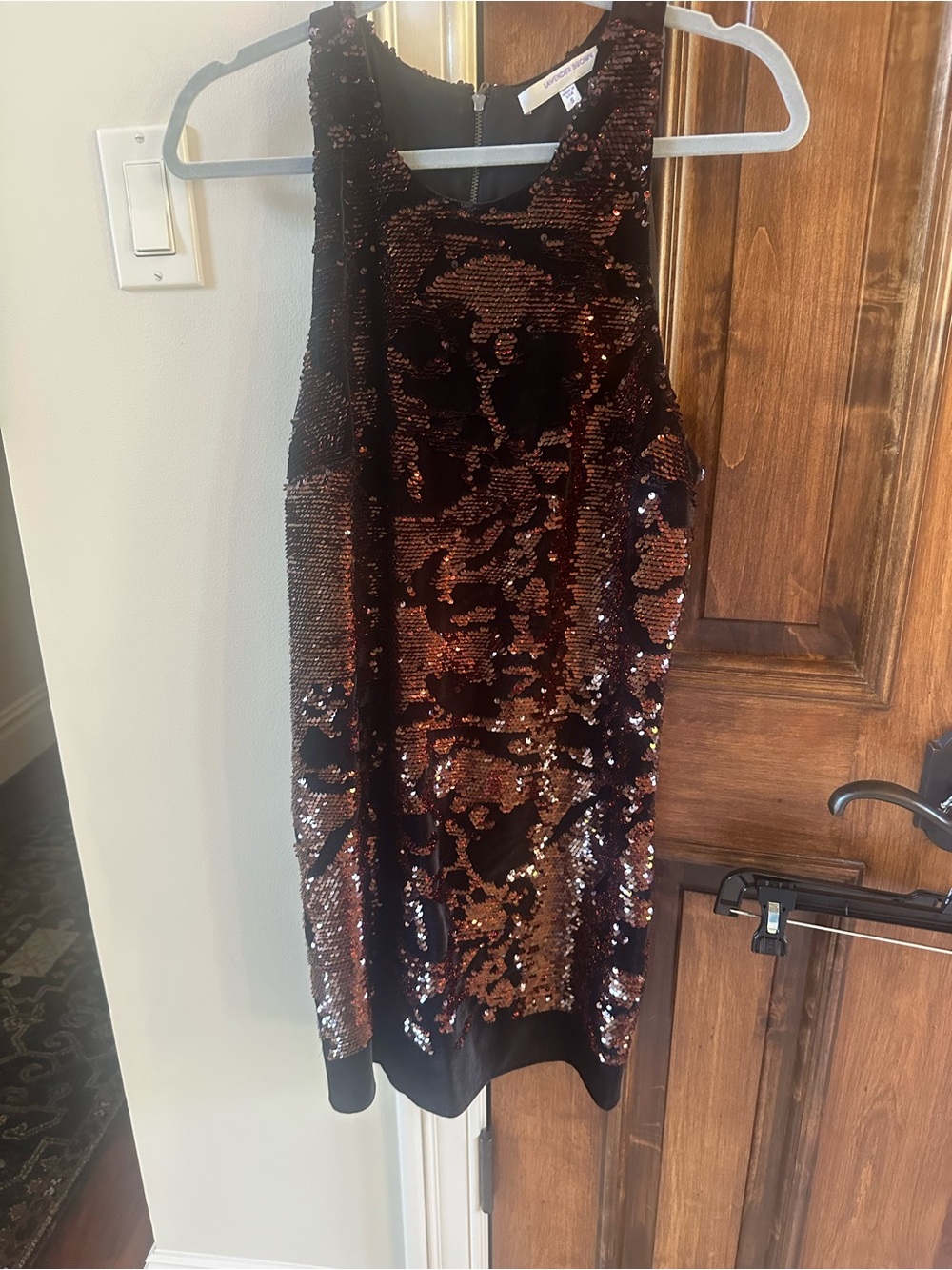 Lavender Brown ladies Sequin Sleeveless Party Dress in Copper Black sz Small EUC